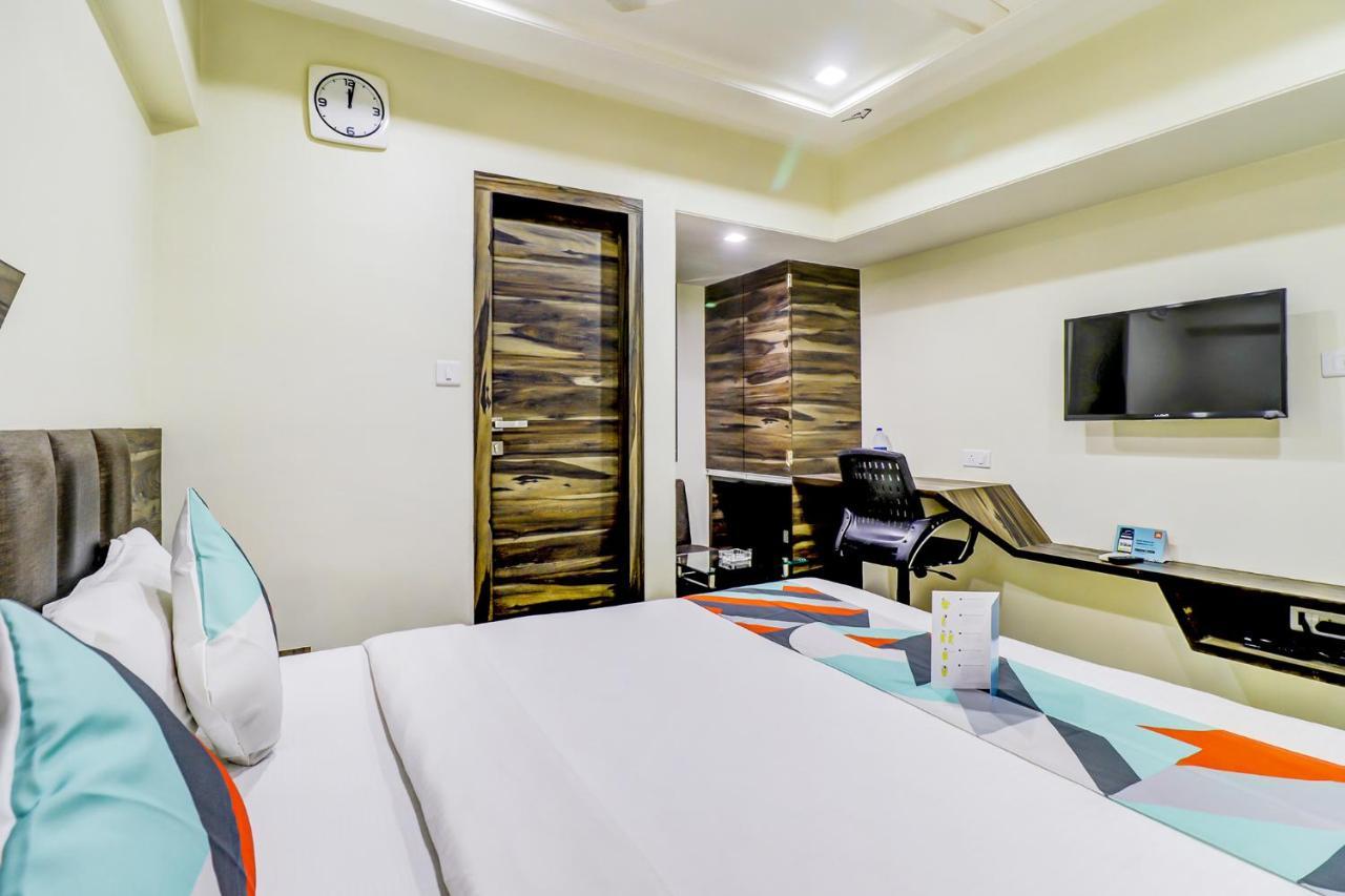 Palliate Hotel Ahmedabad