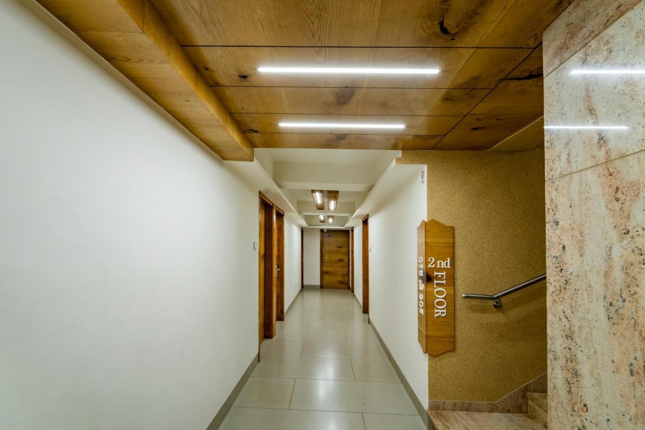 Hotel Pleasant 3*