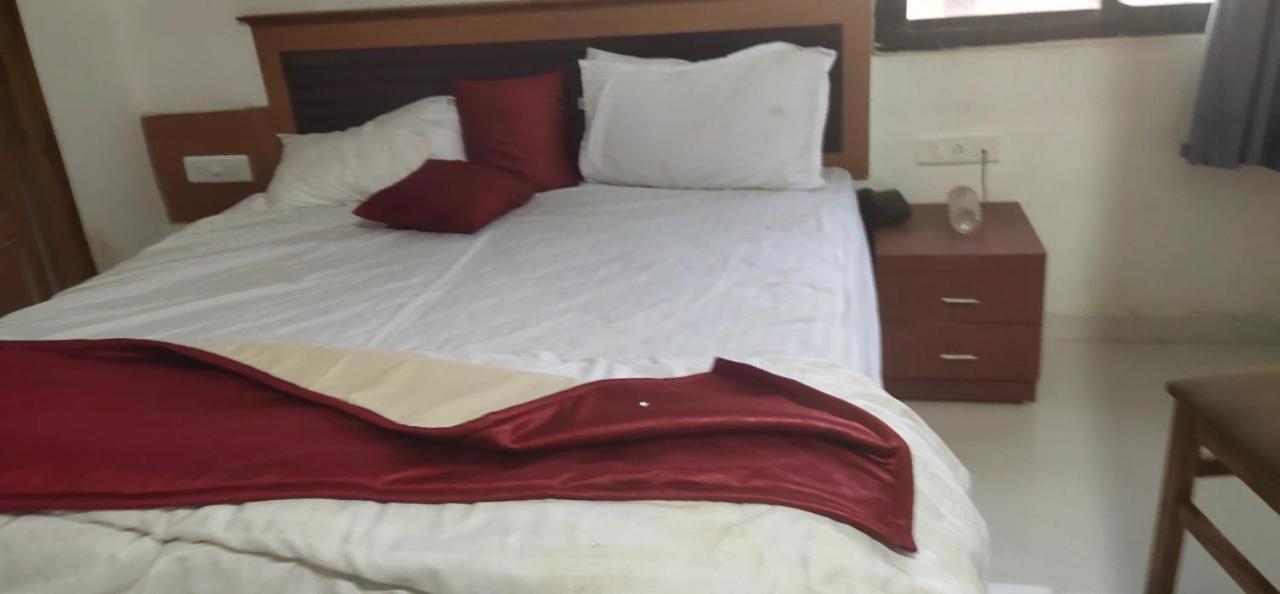 Hotel Park Land 2*