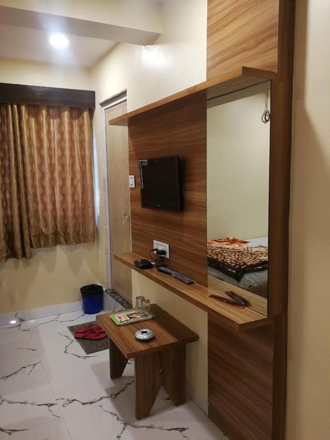 Hotel New Pathik Ahmedabad