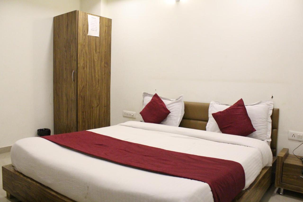 The Sg Hotel 3*