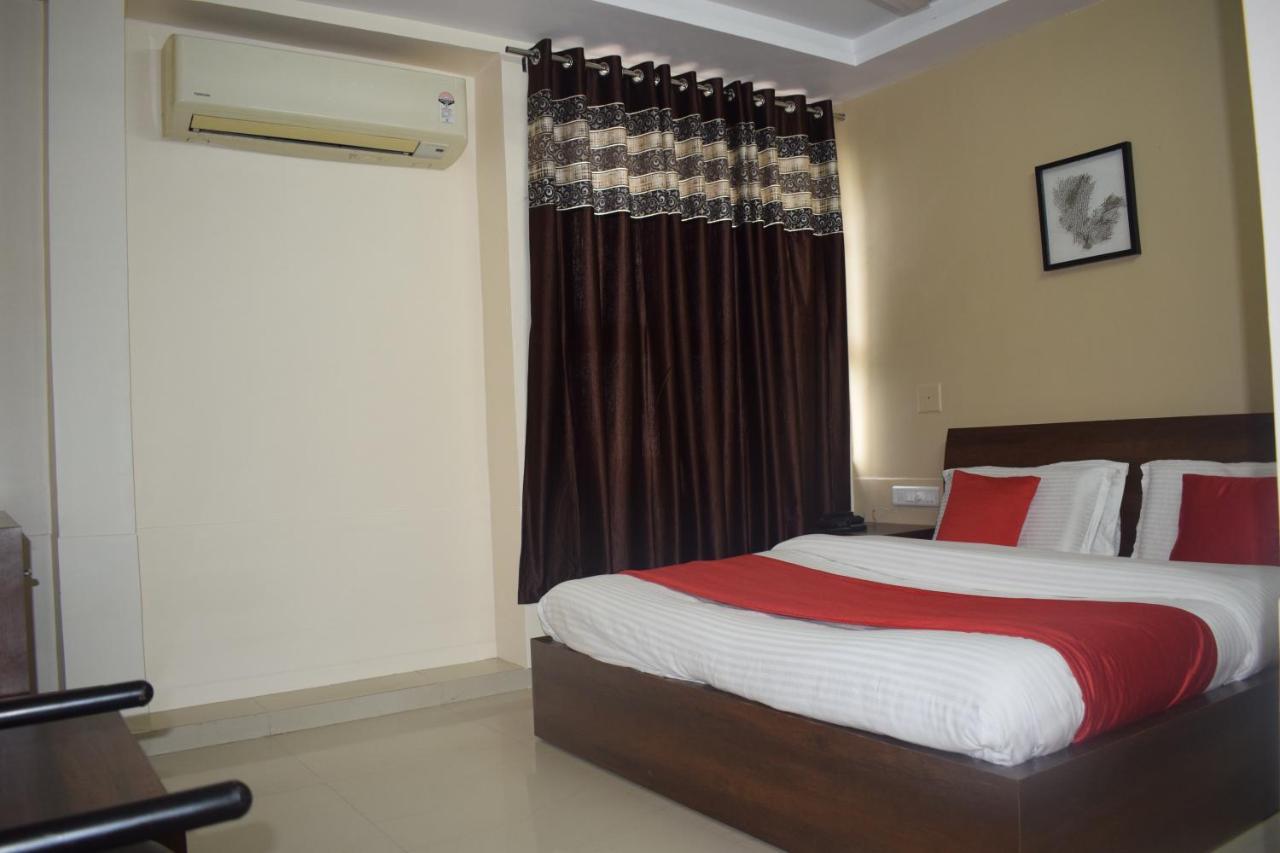 Hotel-the Safar 2* Ahmedabad