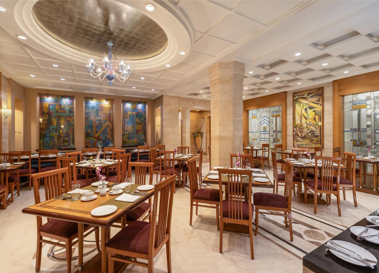 Sarovar Portico Kalupur Hotel 3*
