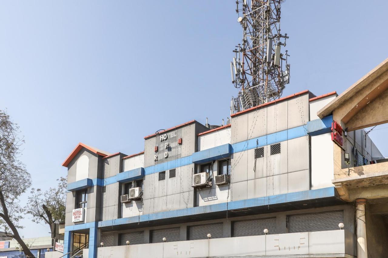 Oyo 69877 Sarthi Residency Ahmedabad