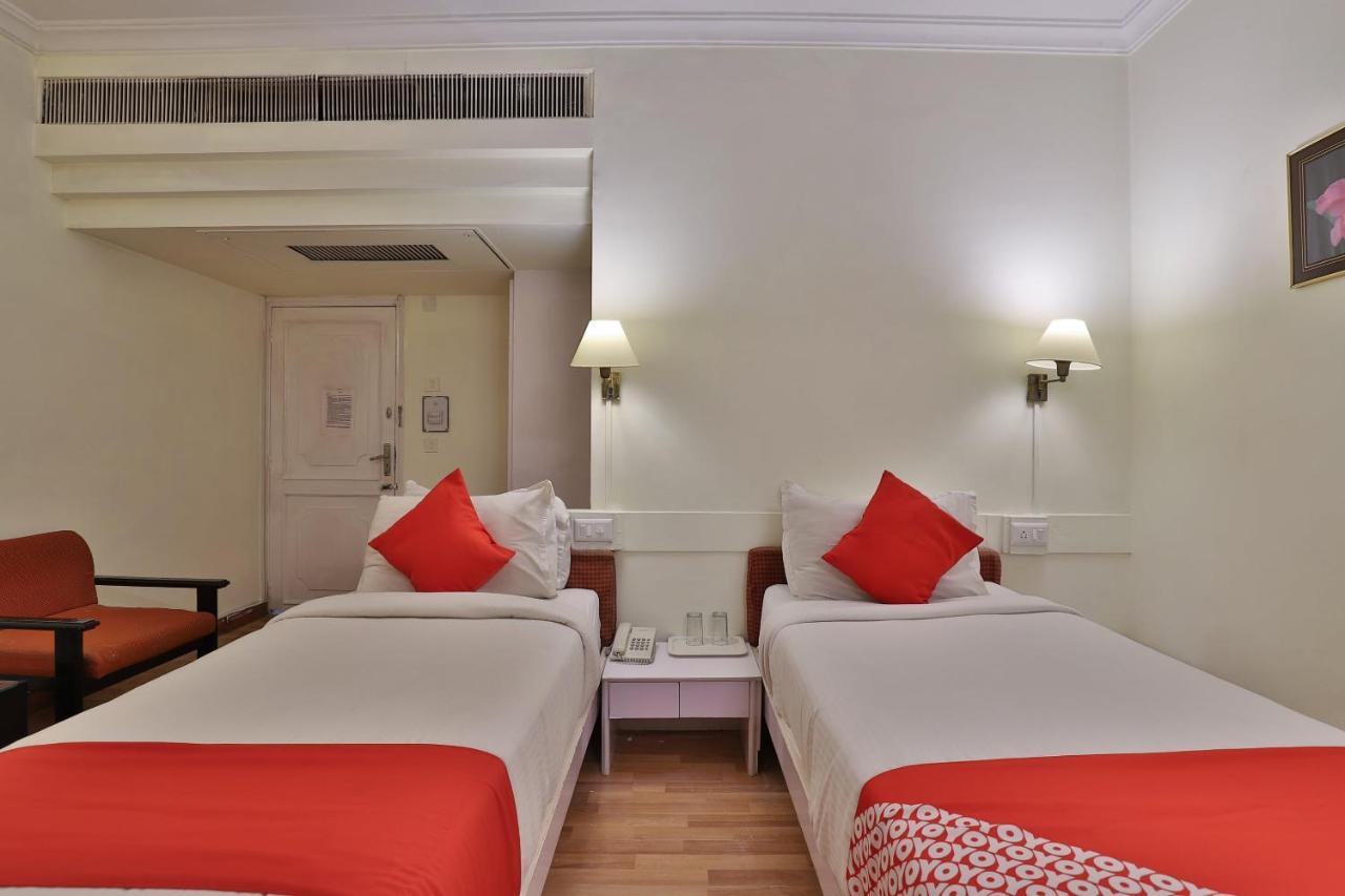 Hotel Oyo 2308 Crown
