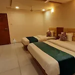 Hotel Kinara