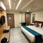 Hotel Kinara