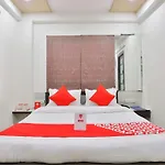 Oyo 16826 Hotel Marvel Inn