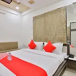 Oyo 16826 Hotel Marvel Inn