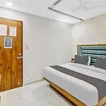 Hotel Lux Inn
