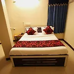 Oyo Hotel Blue Diamond