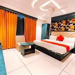 Hotel Pride Villa