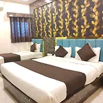 Hotel Bhavya Residency