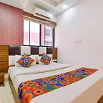 Fabhotel Acropole Inn