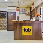 Fabhotel Acropole Inn