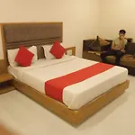 Hotel Maan Palace