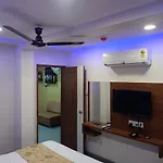 Hotel Eagle Inn, Naroda