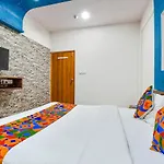 Fabhotel Raj Ratna - Nr Ashram Road
