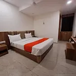 Hotel Maan Villa By G L Group