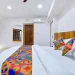 Fabhotel Star