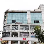 Oyo Hotel D Veeray