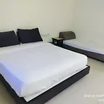 Hotel Sun N Step Club