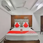 Hotel O Keshav