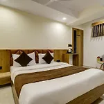 Hotel Royal Ican Sindhubhavan Road
