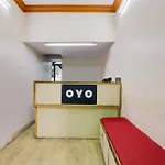 Hotel O Ellis