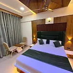 Hotel The Grand Near Maninagar Railway Station Ahmedabad