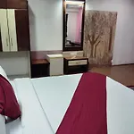 Hotel Kalinga Lake View