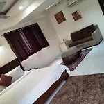 Hotel Kalinga Lake View