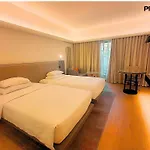 Pride Plaza Hotel, Ahmedabad