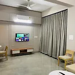 Pvr House - Second Floor Serenity