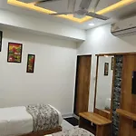 Hotel Primeland Villa Gota