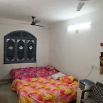 Chintamani Siddhi Chakra Apartment, Bed Spaces For Cold Play