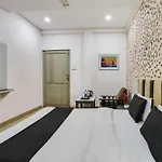 Hotel O Crystal
