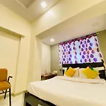 Hotel Aakash Navrangpura