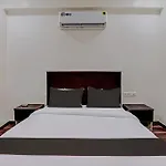 Hotel O Royal Inn