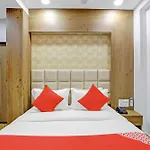 Hotel O R S Palace