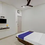 Hotel O Ramnivas Residency