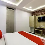 Oyo Flagship Hotel A1