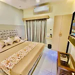 Hotel Rv Residency