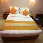 Oyo Rooms Vs Hospital Paldi