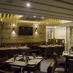 Hotel Grand Elegance