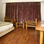 Fabhotel Rock Regency