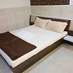 Hotel Gokul
