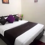Hotel Gopi Palace