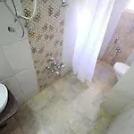 Oyo Rooms Swastik Char Rasta Cg Road