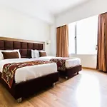 Oyo Premium Vastrapur Lake